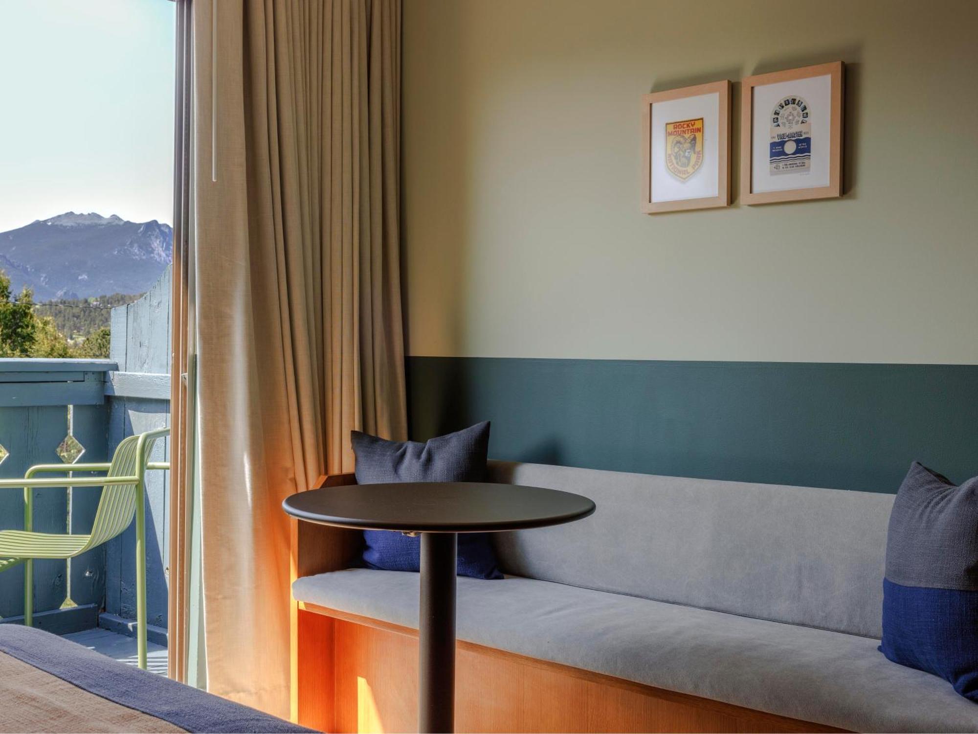 Trailborn Rocky Mountains Outpost Hotel เอสเทสพาร์ค ภายนอก รูปภาพ