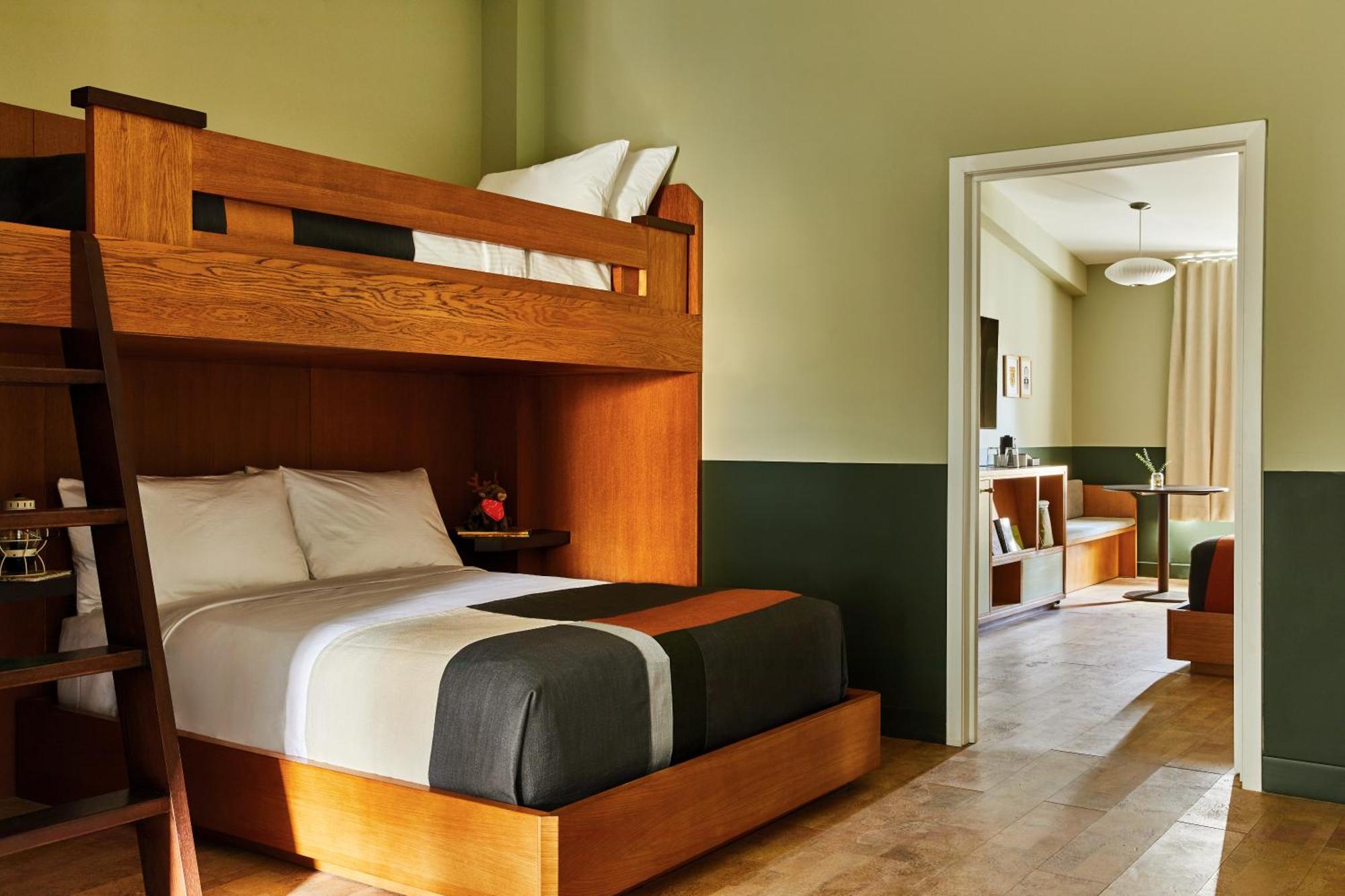 Trailborn Rocky Mountains Outpost Hotel เอสเทสพาร์ค ภายนอก รูปภาพ
