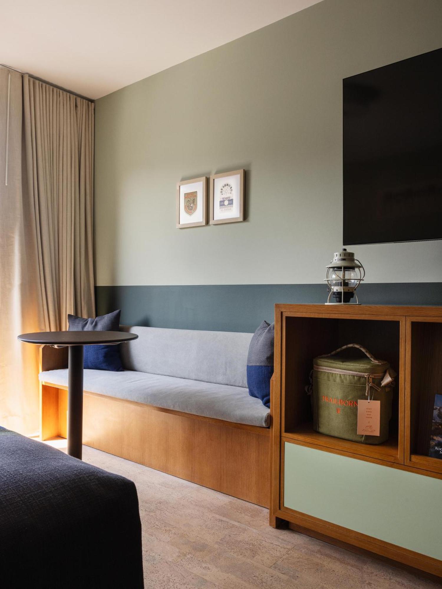 Trailborn Rocky Mountains Outpost Hotel เอสเทสพาร์ค ภายนอก รูปภาพ