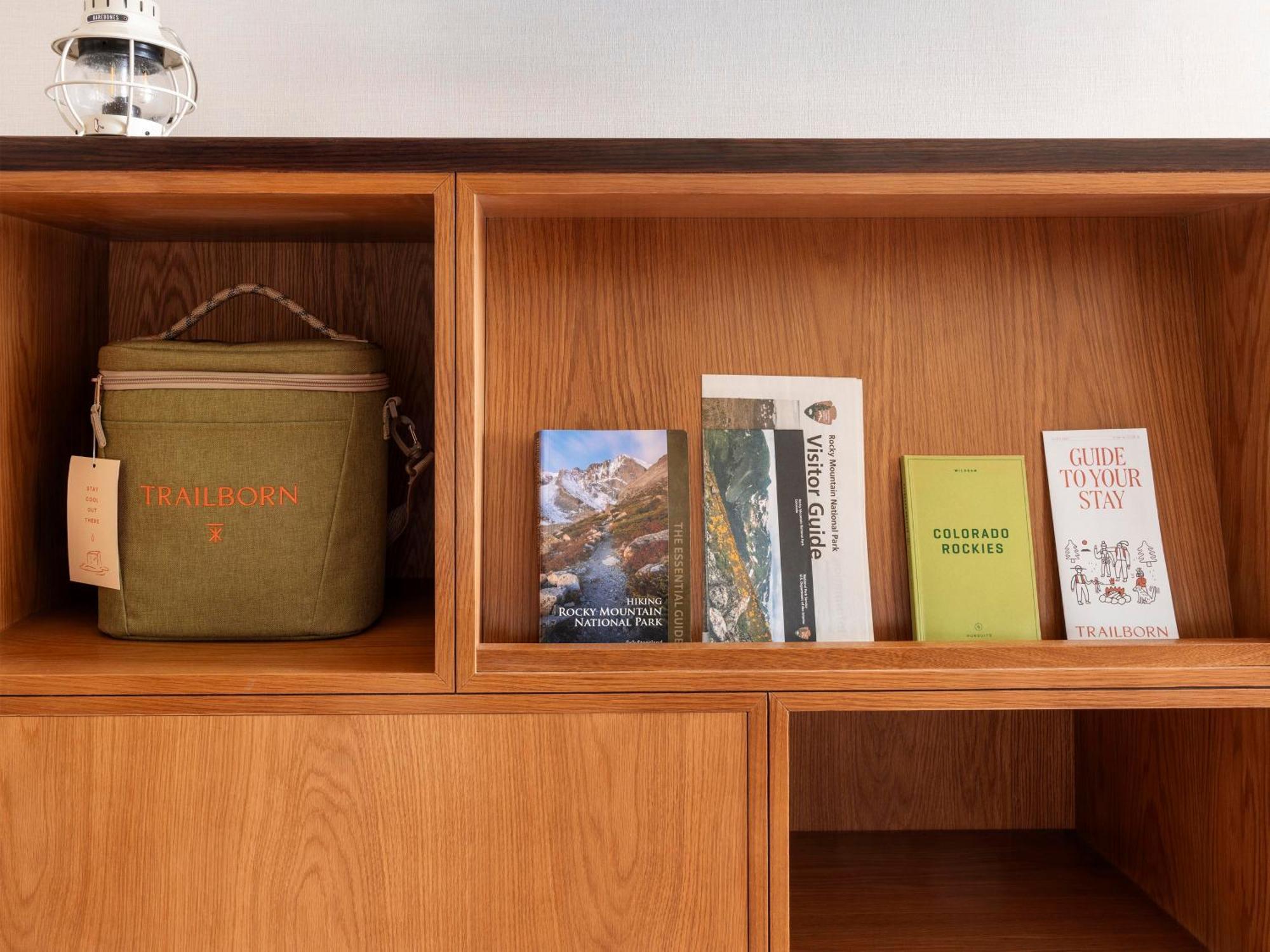 Trailborn Rocky Mountains Outpost Hotel เอสเทสพาร์ค ภายนอก รูปภาพ