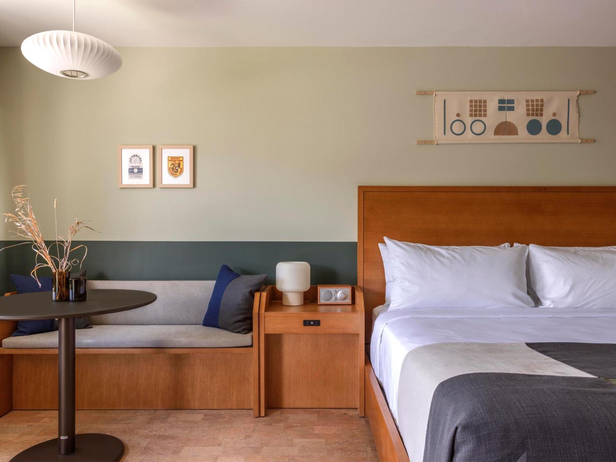Trailborn Rocky Mountains Outpost Hotel เอสเทสพาร์ค ภายนอก รูปภาพ