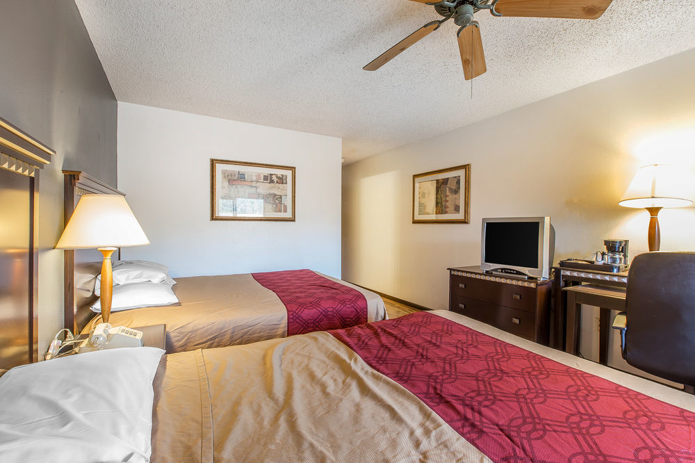 Trailborn Rocky Mountains Outpost Hotel เอสเทสพาร์ค ภายนอก รูปภาพ